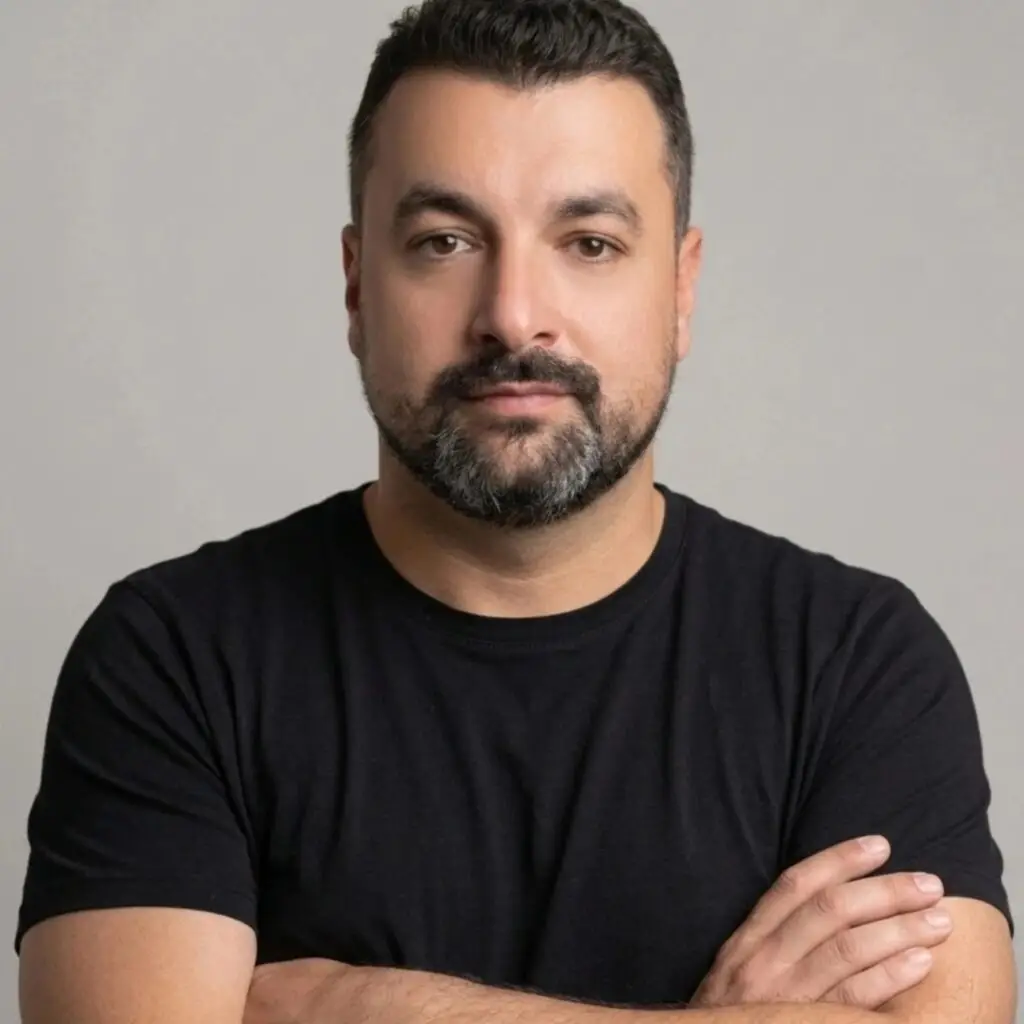 Cleber Almeida, fundador da AP Strategy, assessoria estratégica de tráfego pago e social media